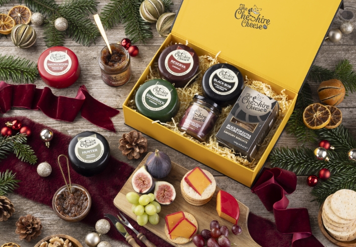 Christmas Gift Hampers with Cheese