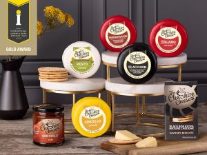 The Very Best of Cheshire – Trophy-Winning Cheeseboard Bundle