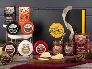 Taste of Cheshire - Cheese, Chutney & Biscuits Gift Hamper