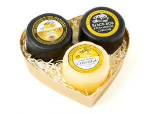 Mini Hearts Trio, Traditional Cheese Selection