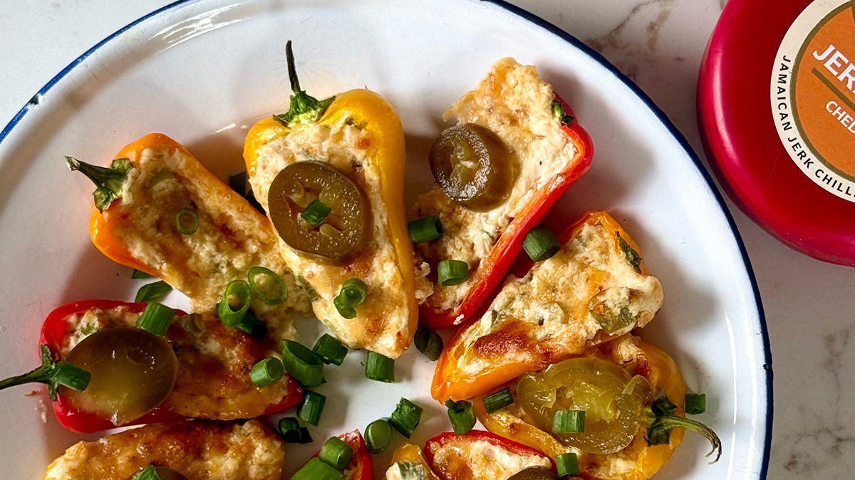 Chilli & Garlic Cheddar Jalapeño Poppers Recipe