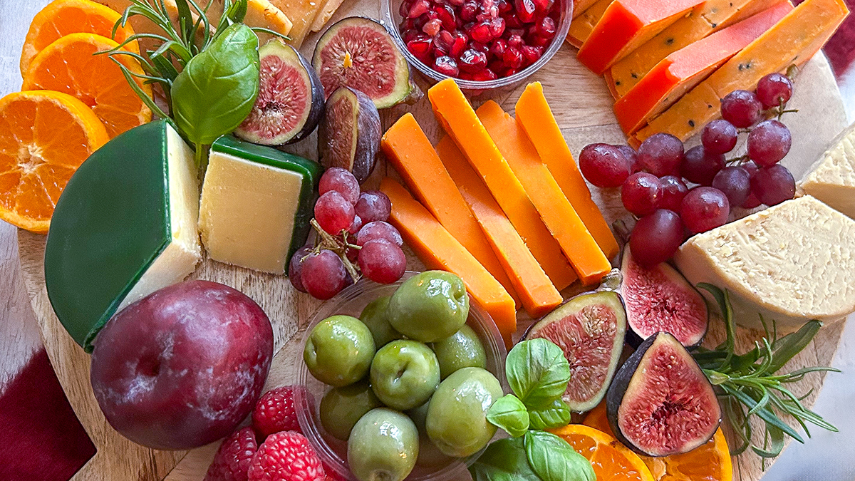 From Fruit to Nuts: 10 Foods that elevate your Cheese Board